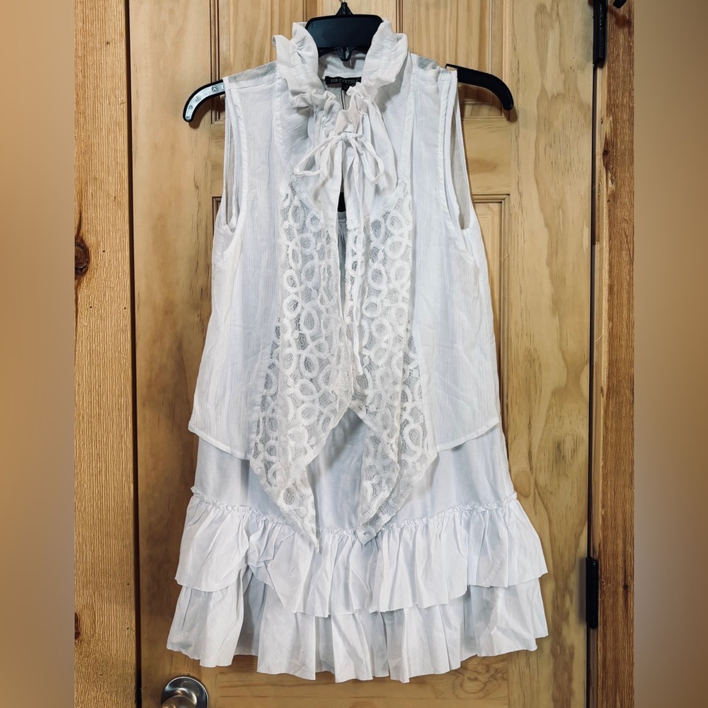 ‘For Cynthia’ Boho Chic Ruffle + Lace Layered Tunic Top S